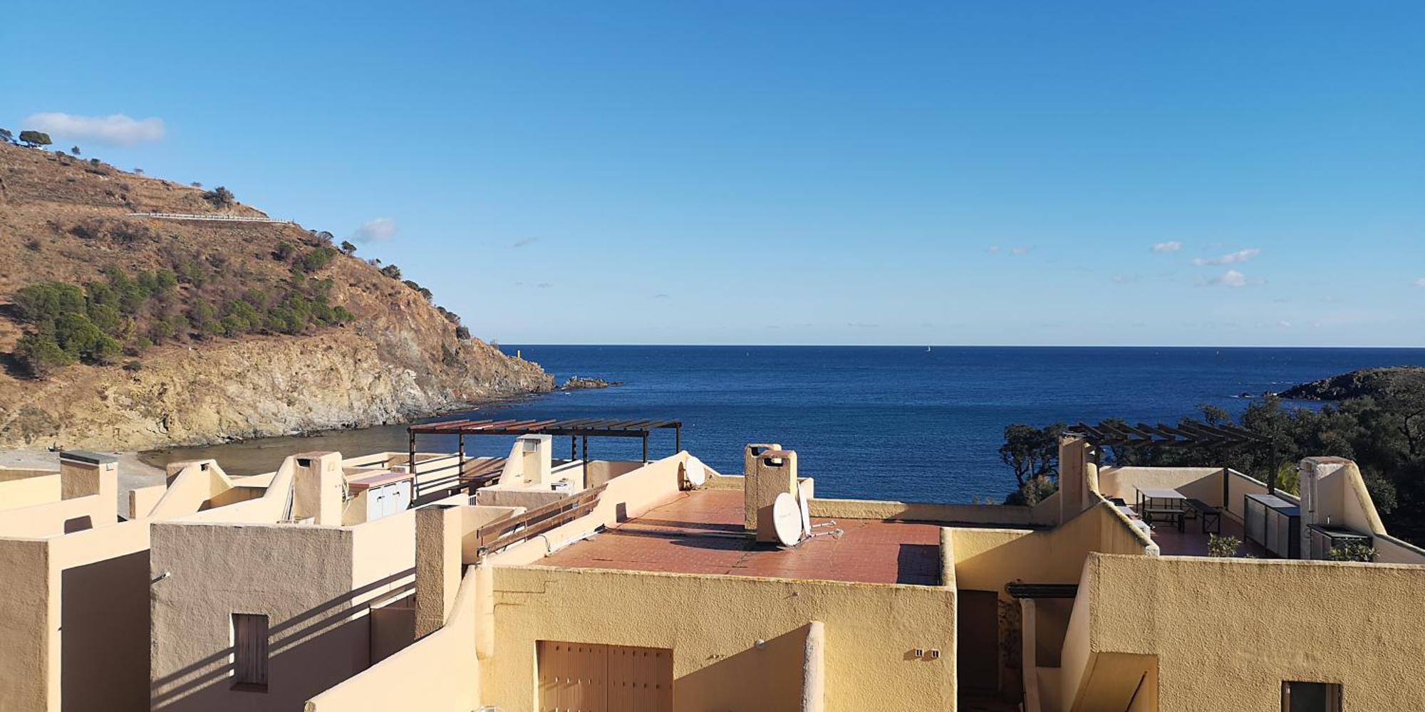 Apartment Lovely 1-bed Literally On The